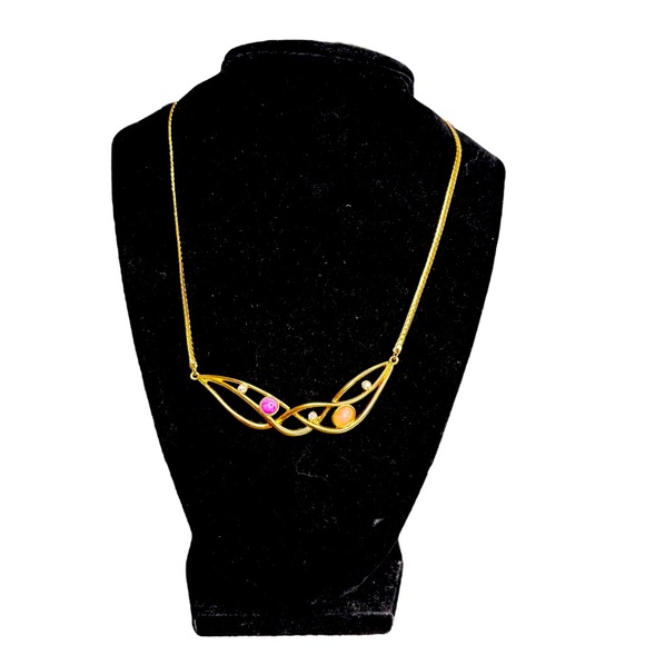 Vintage necklace with stones. Excellent used condition. - Picture 1 of 3